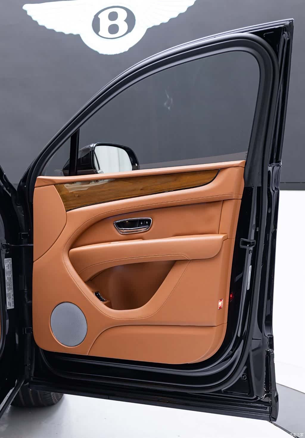 Bentley Bentayga, 2021 17