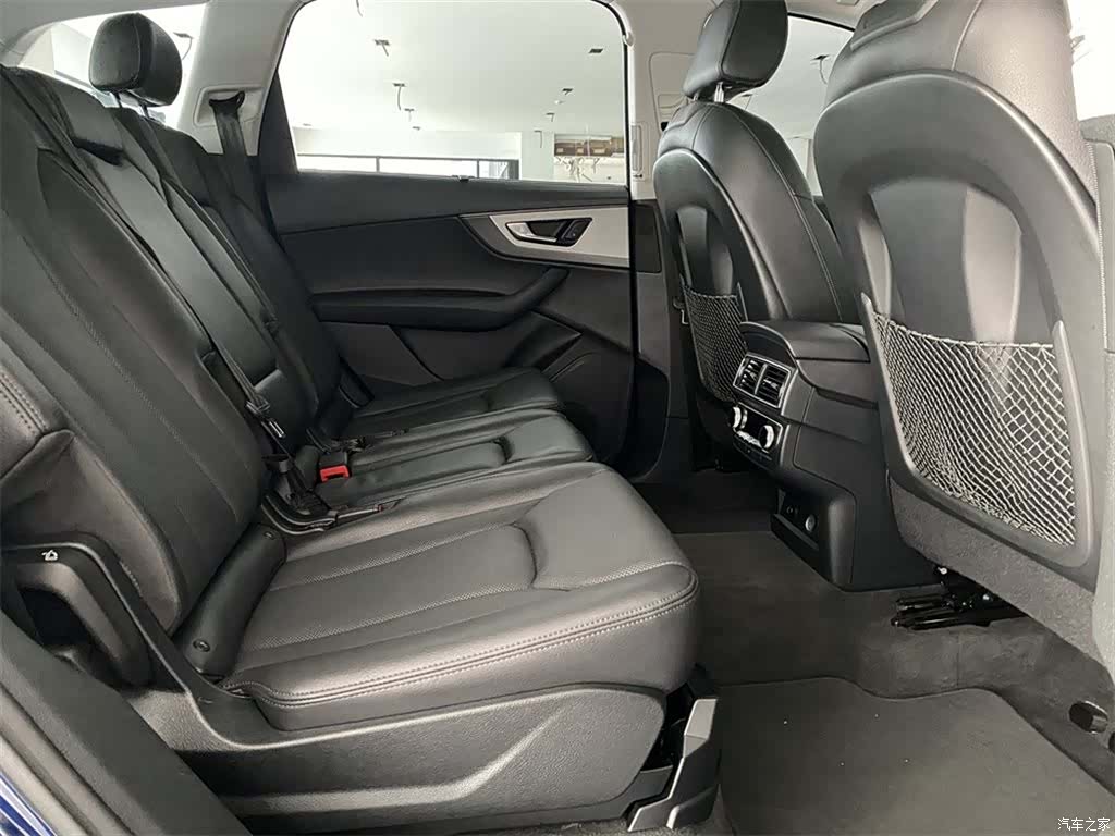 Audi Q7, 2019 7