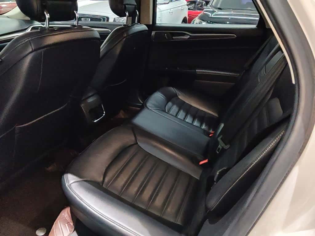 Ford Mondeo, 2018 17