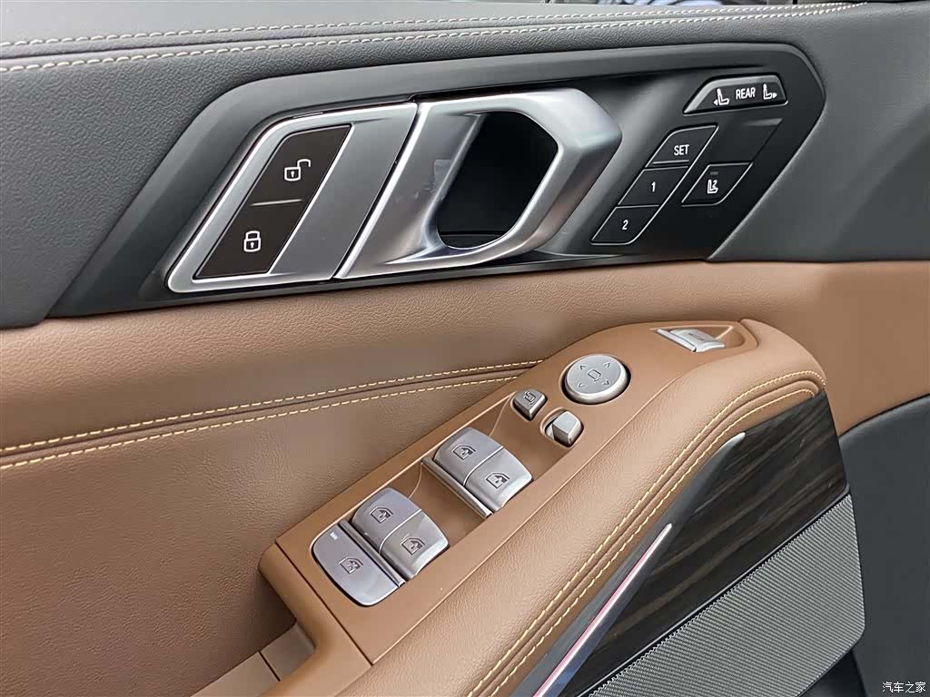 BMW X7, 2024 29