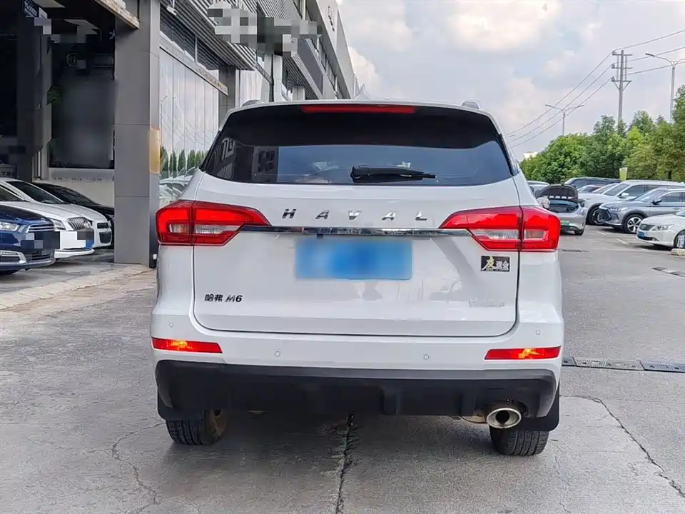 Haval M6