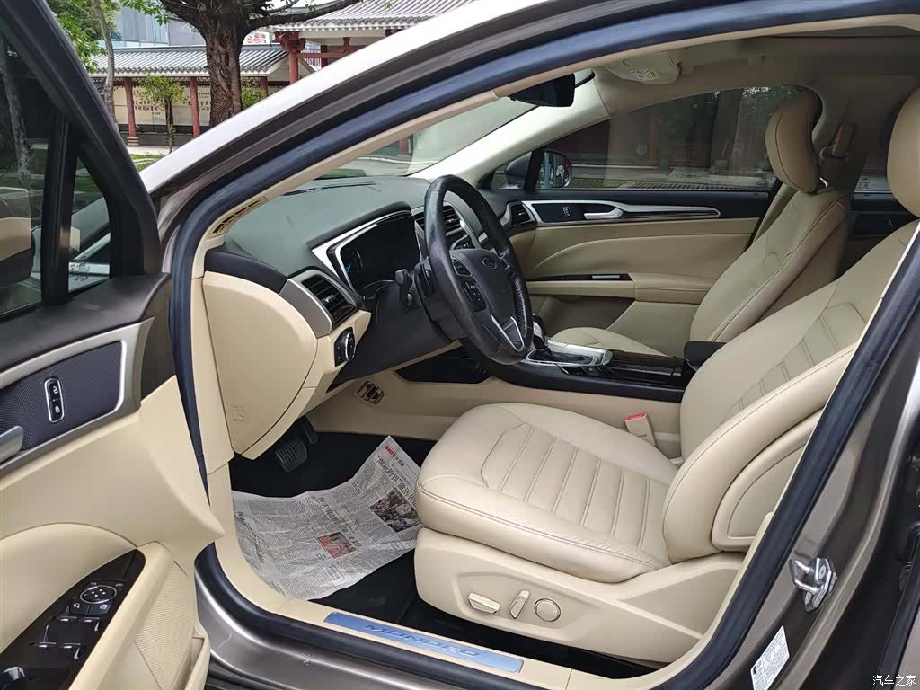 Ford Mondeo, 2015 13