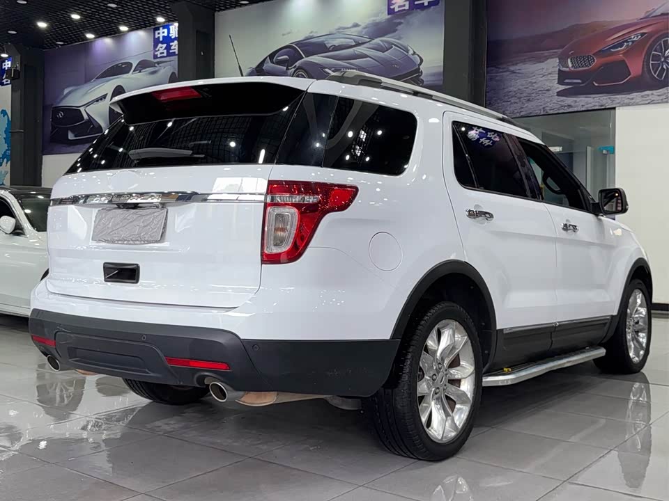 Ford Explorer Ford Explorer