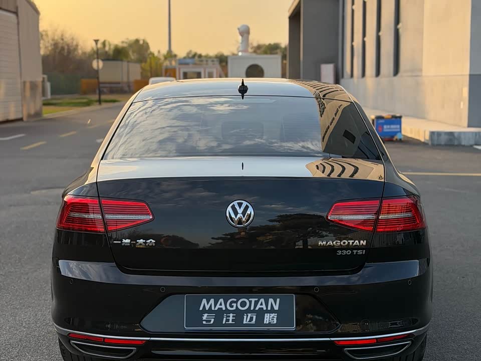 Volkswagen Magotan