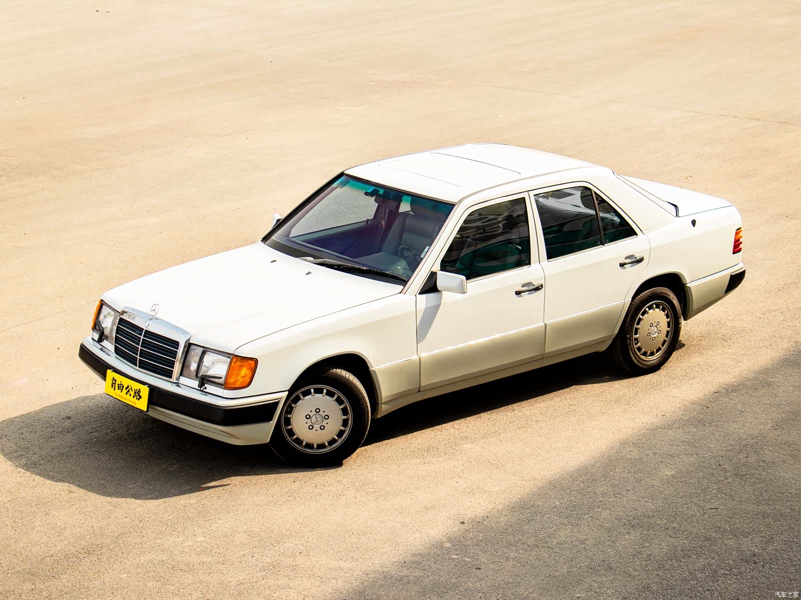 Mercedes-Benz E-Class, 1993 все фото