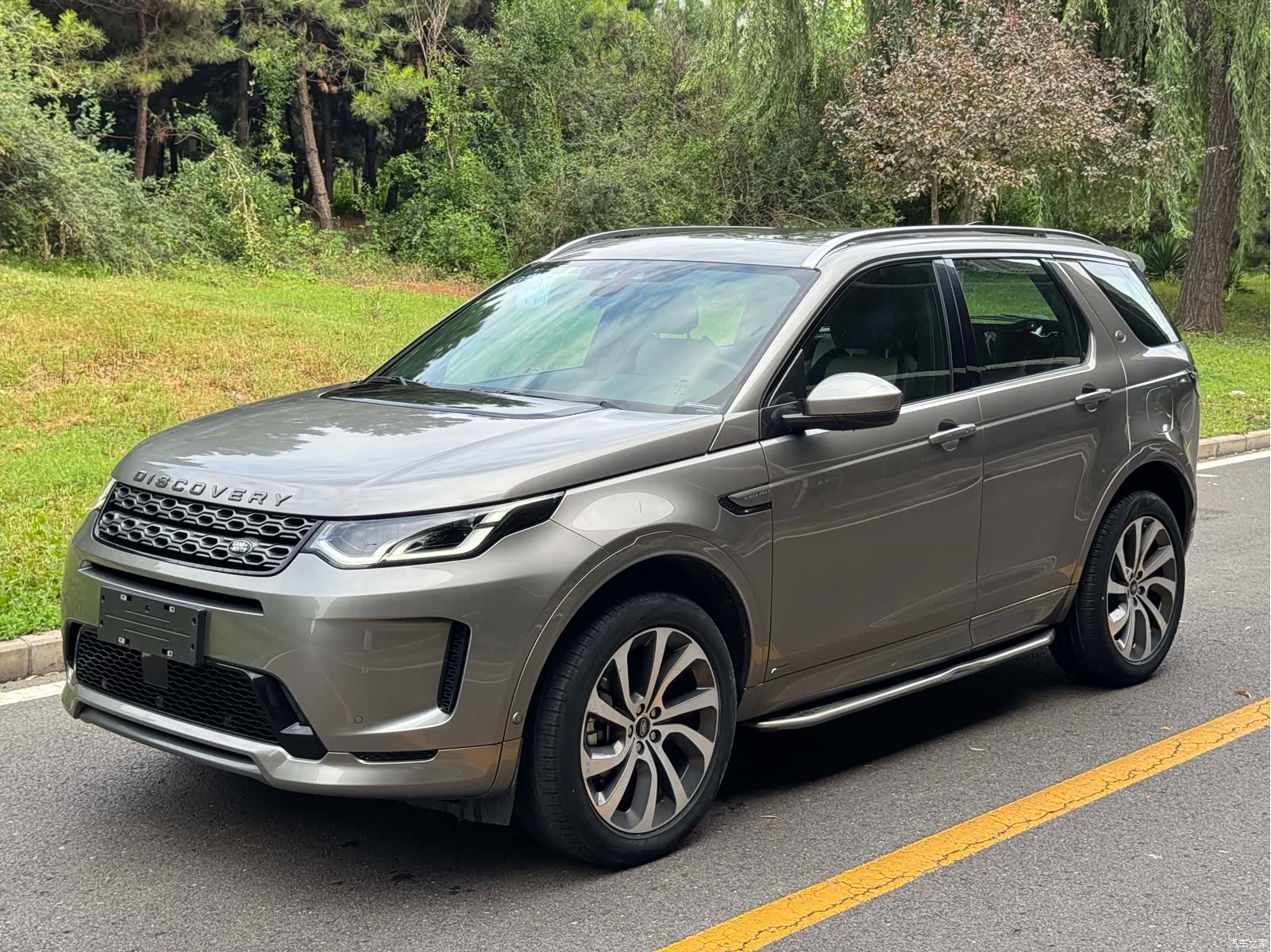 Land Rover Discovery, 2021 1