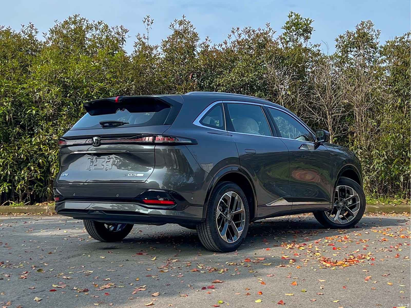 Changan CS75, 2026 4
