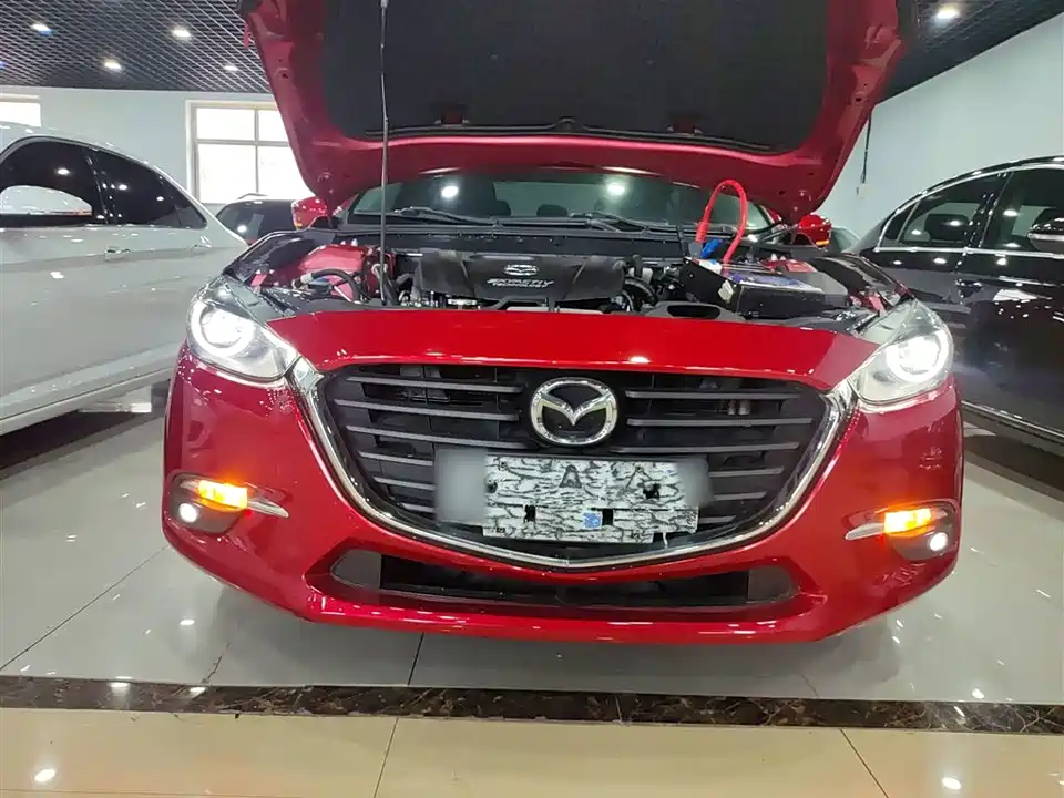 Mazda 3 Angkesaila