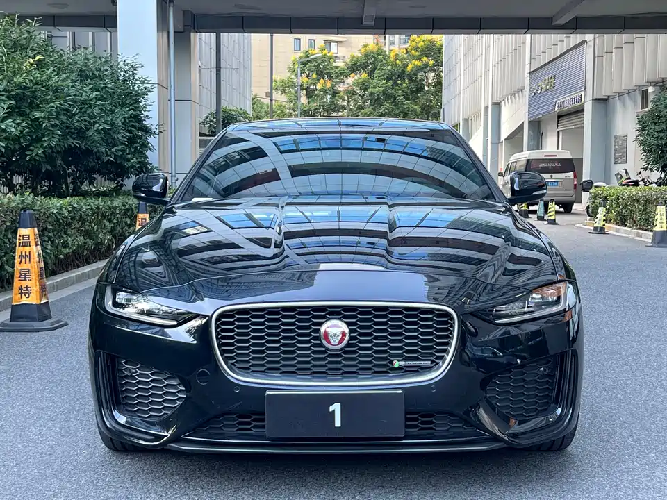 Jaguar XEL