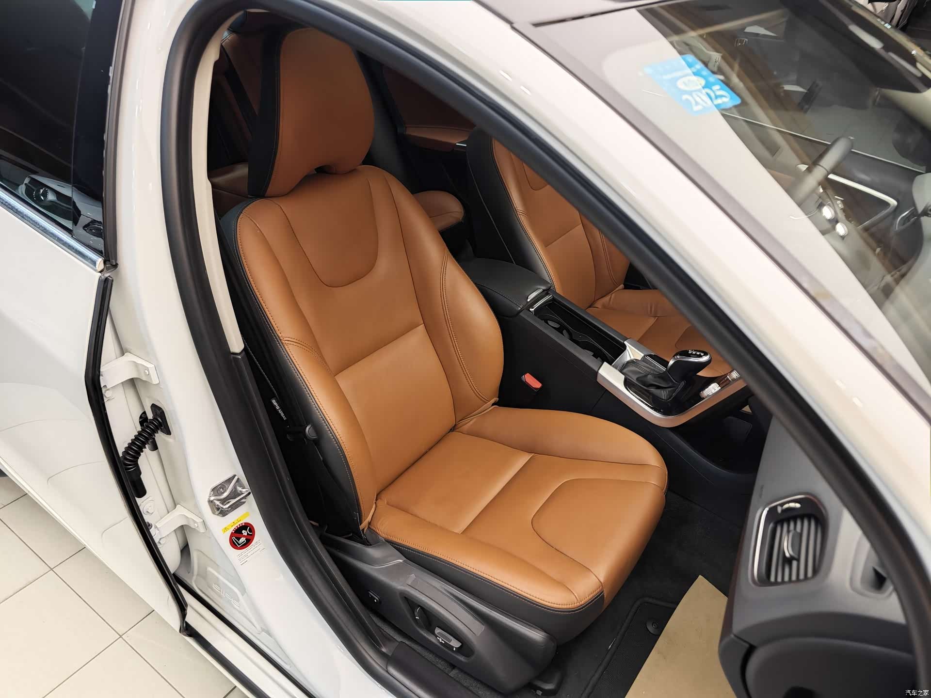 Volvo S60, 2017 32