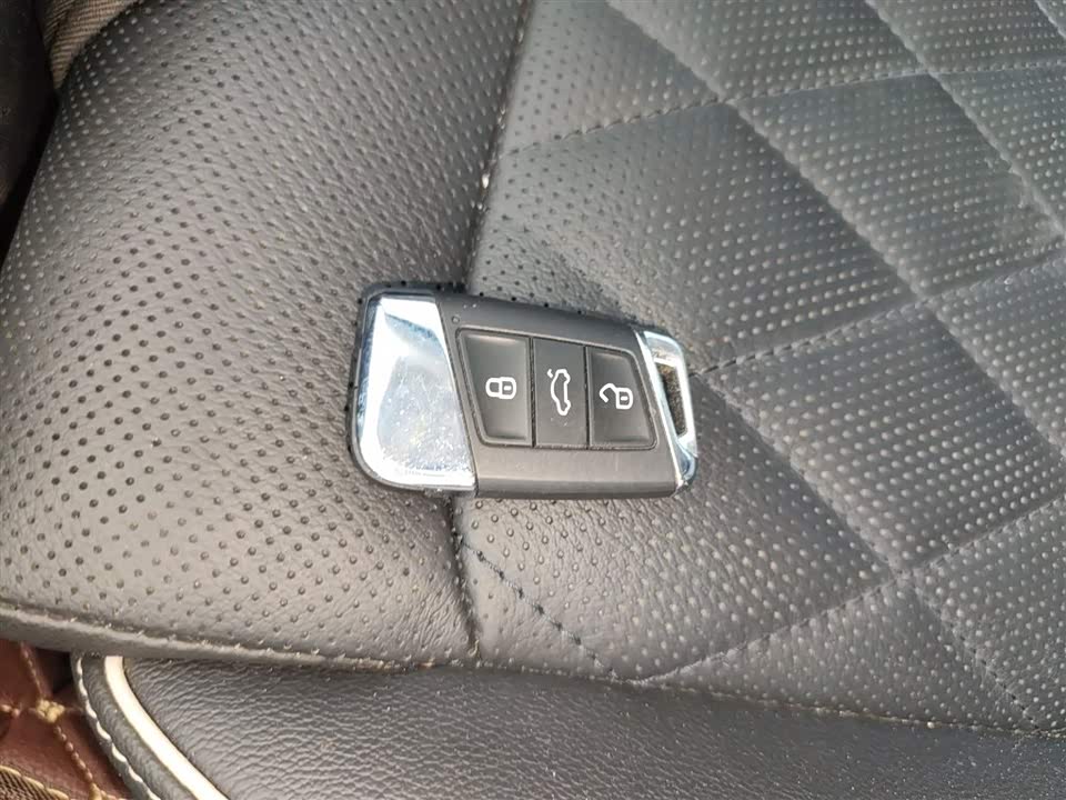 Volkswagen Magotan GTE