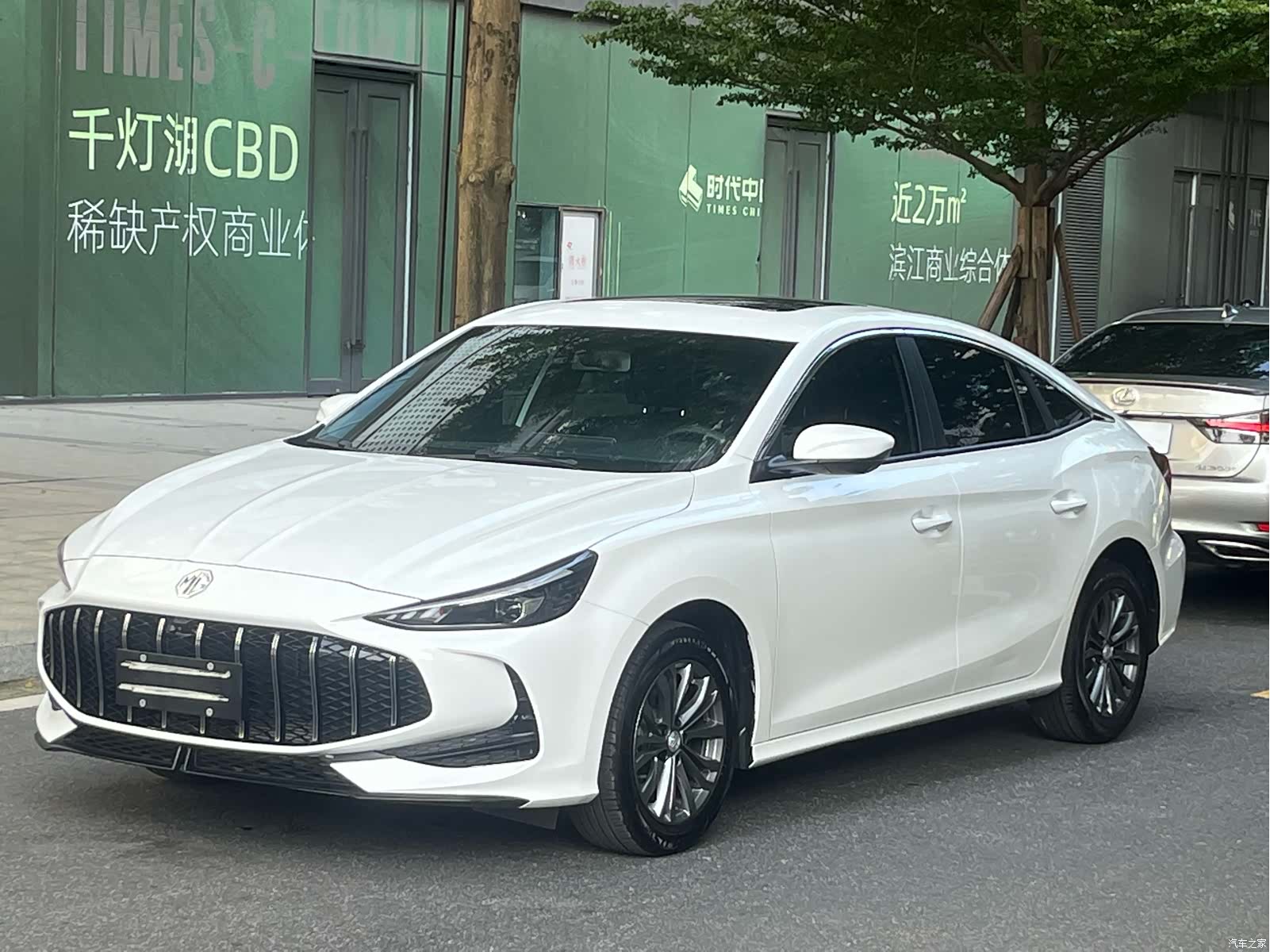 MG MG5, 2025 1