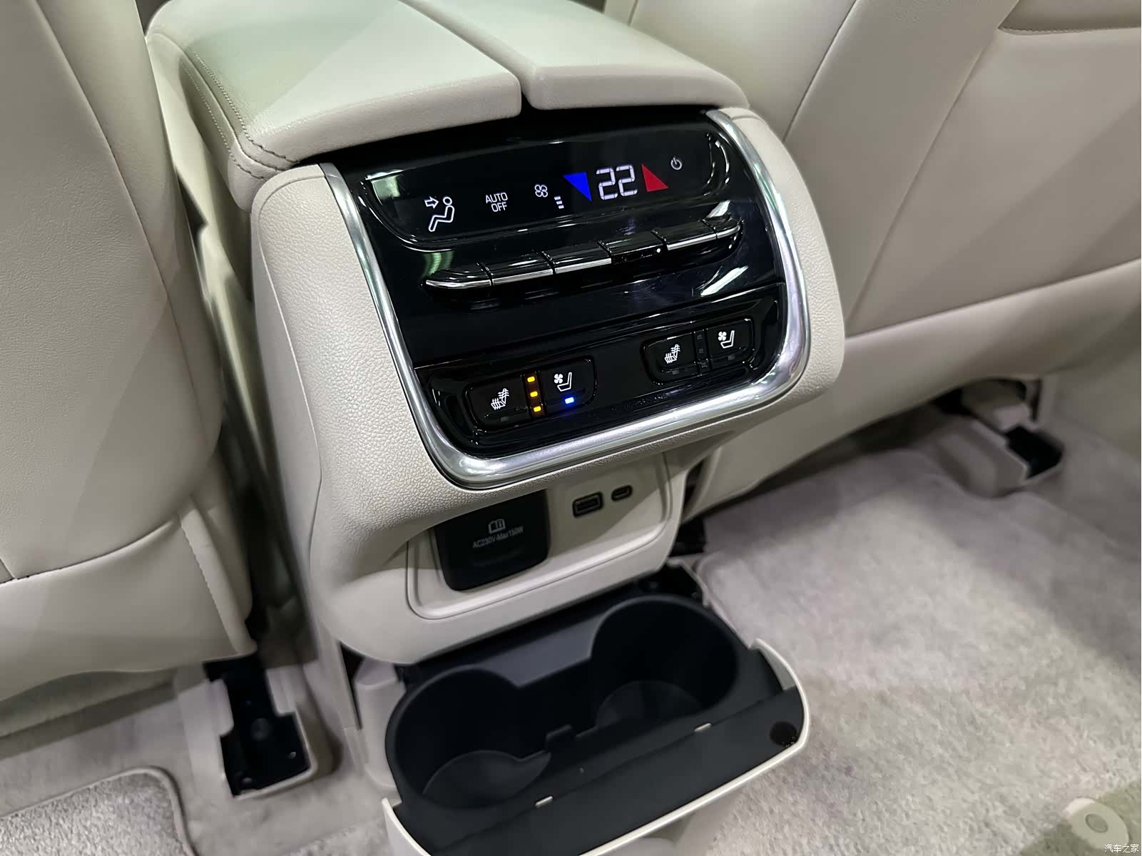 Buick Enclave, 2021 33