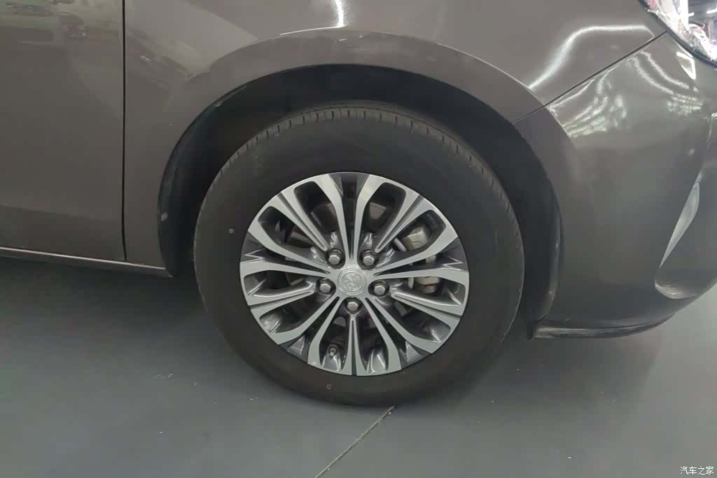Buick GL8, 2022 6