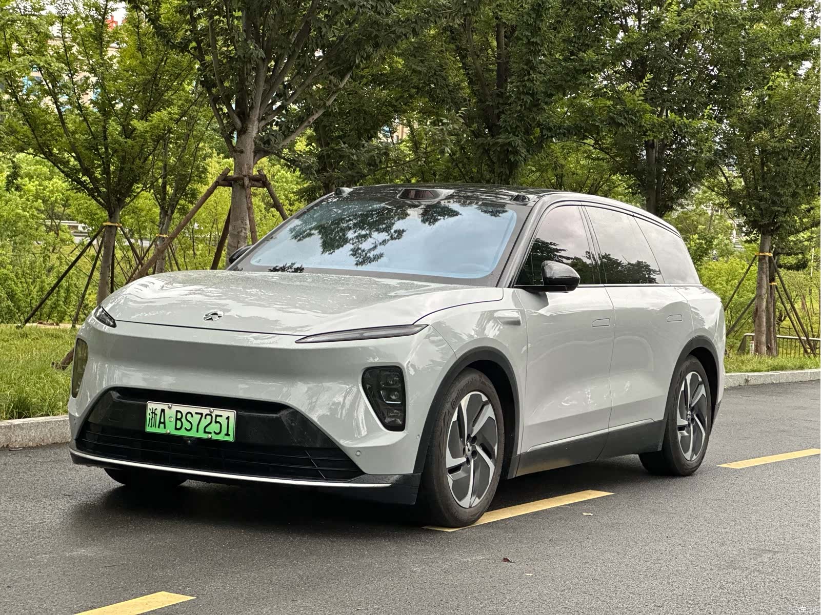 NIO ES8, 2023 1