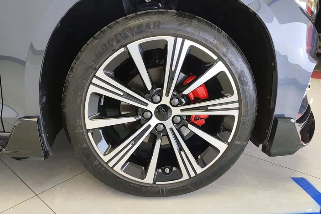 Geely Preface, 2025 6
