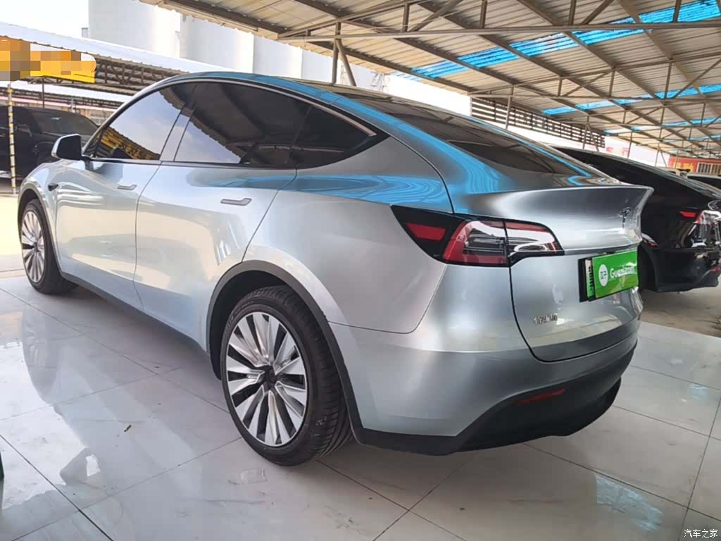 Tesla Model Y, 2024 все фото