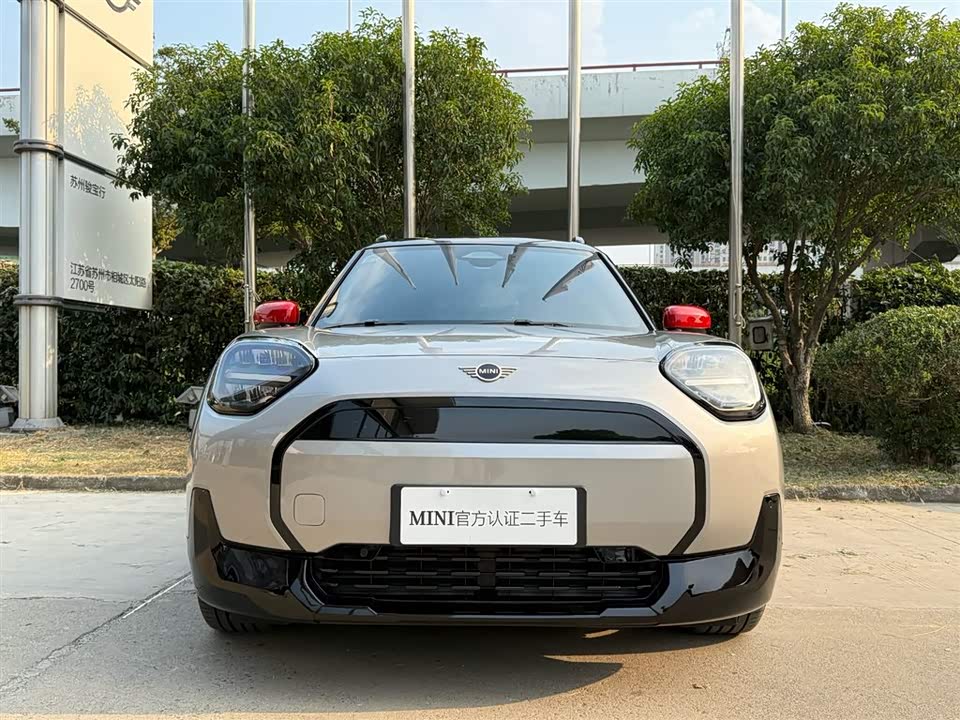 MINI Electric ACEMAN