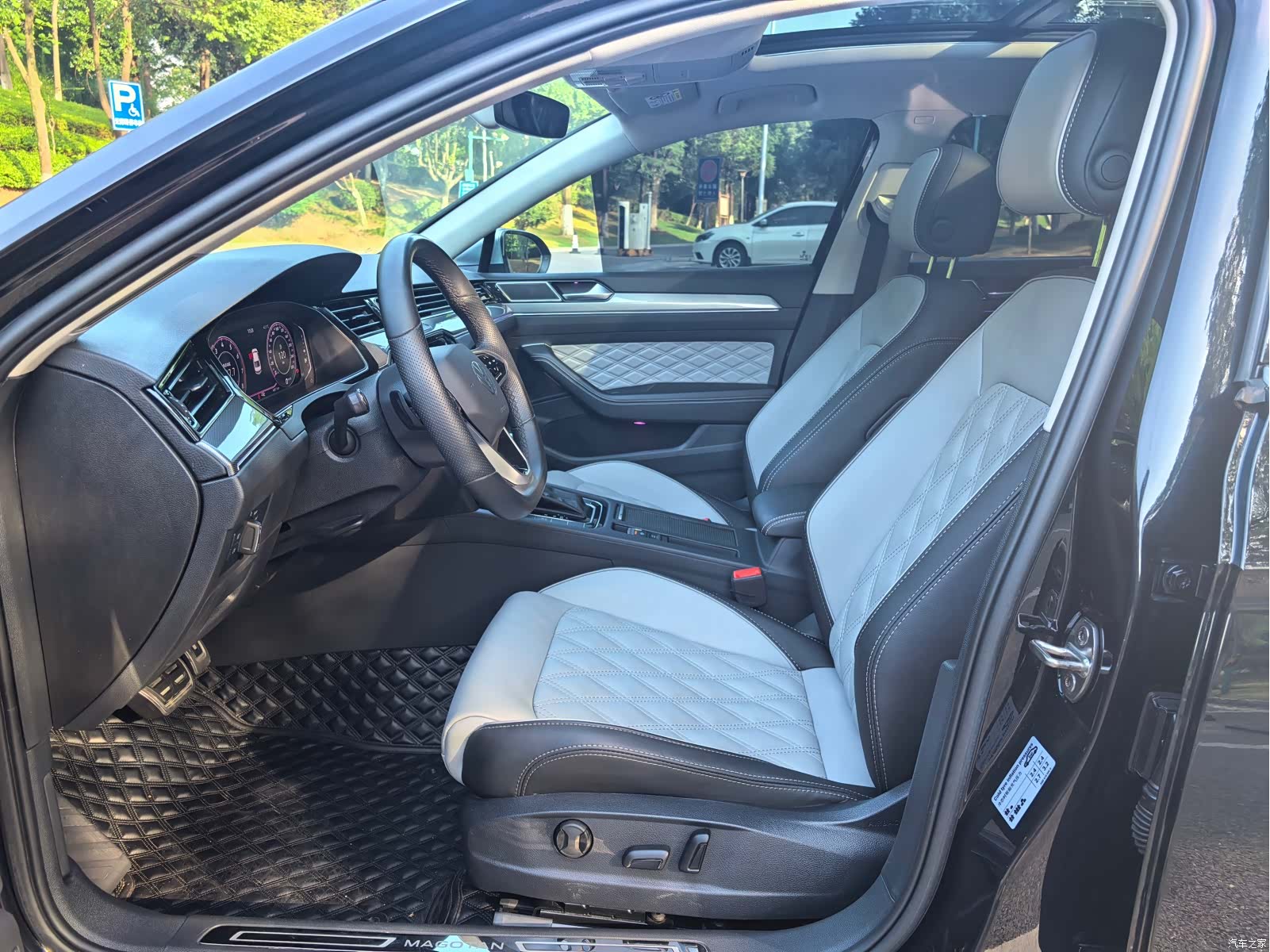 Volkswagen Magotan, 2023 9
