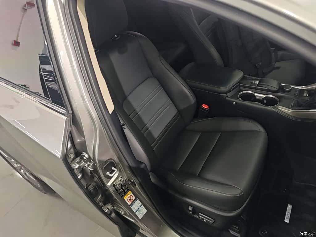 Lexus NX, 2015 25