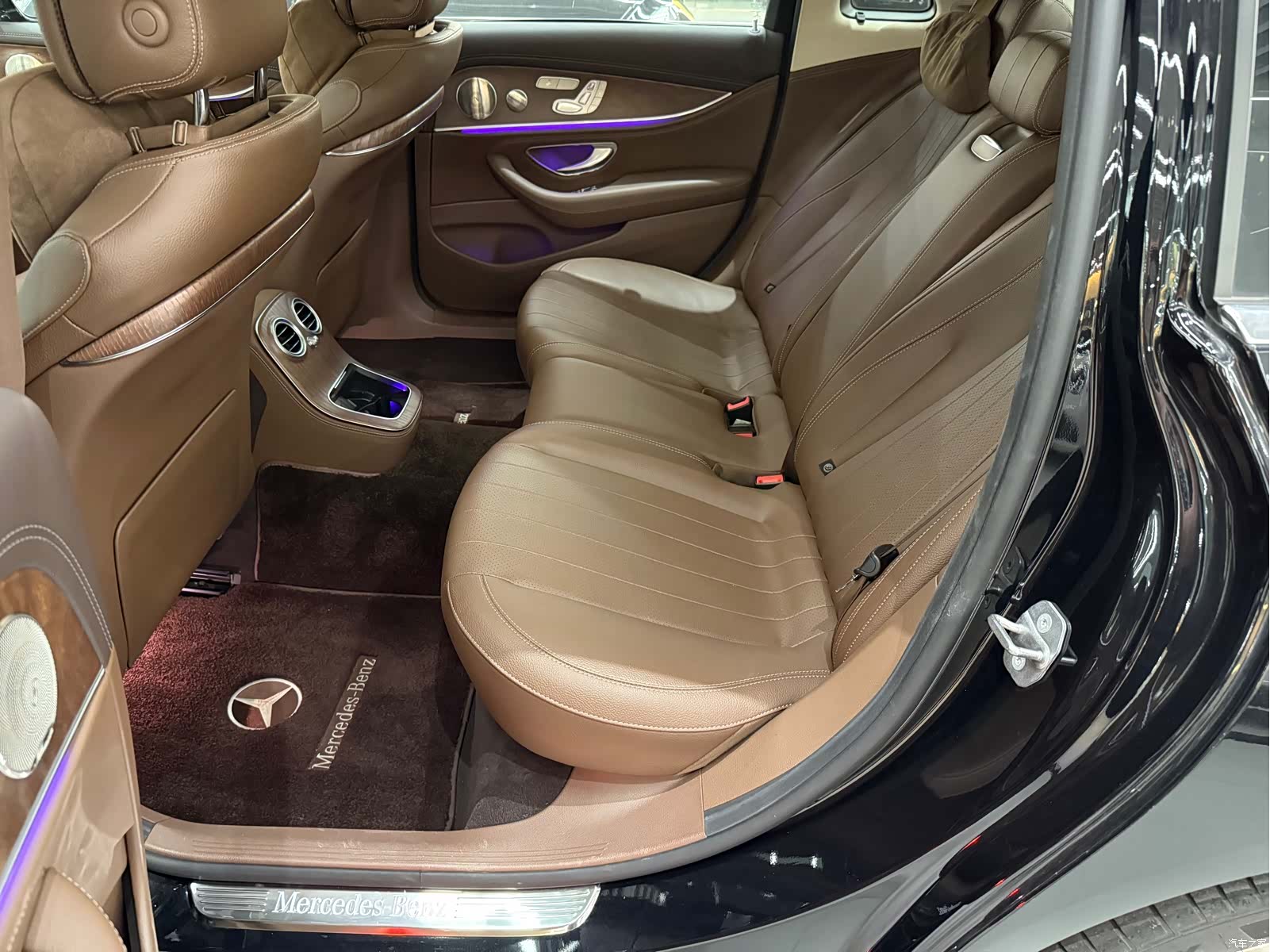 Mercedes-Benz E-Class, 2022 8