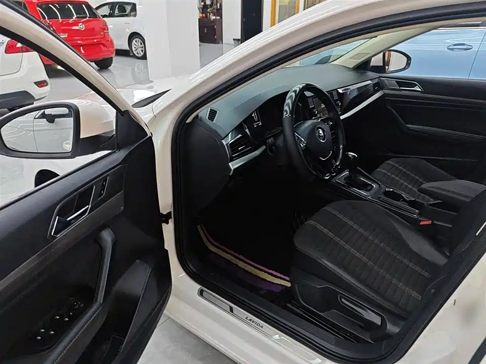 Volkswagen Lavida