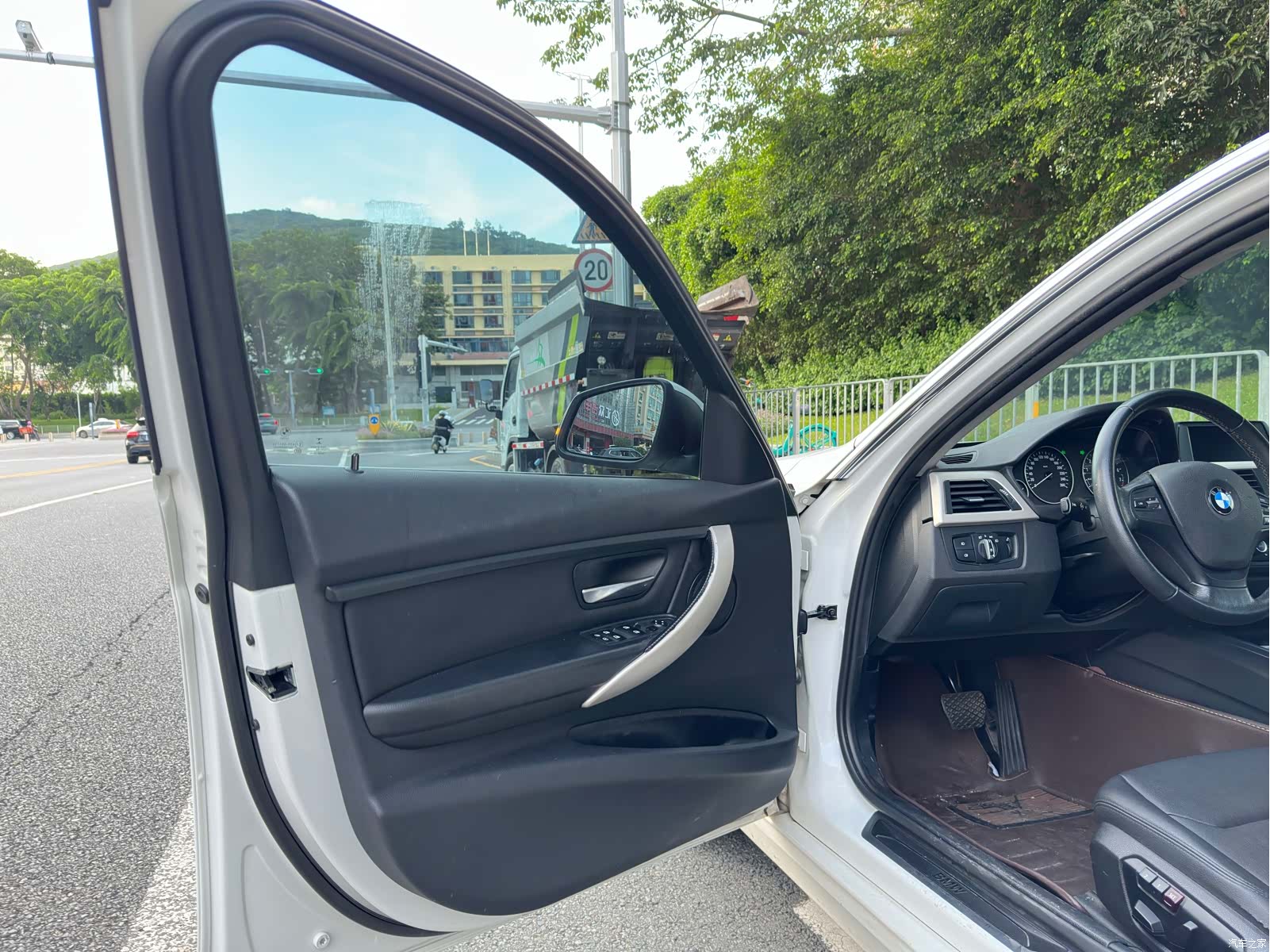 BMW 3 Series, 2014 9