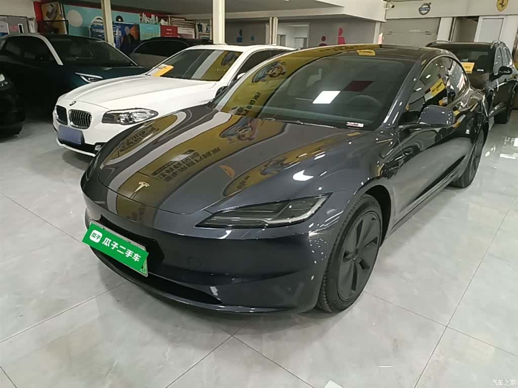Tesla Model 3, 2024 1
