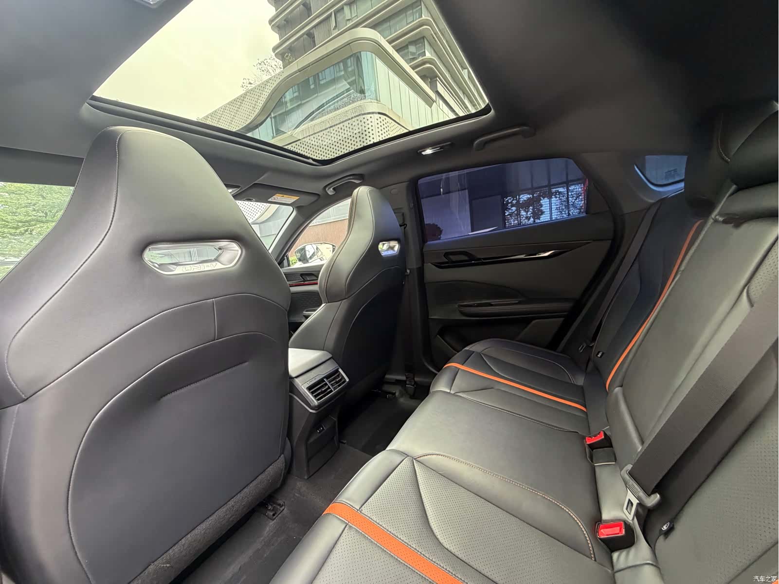 Changan UNI-V, 2025 15