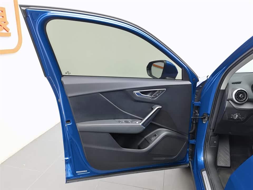 Audi Q2L Audi Q2L