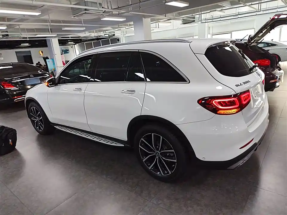 Mercedes-Benz GLC Mercedes-Benz GLC