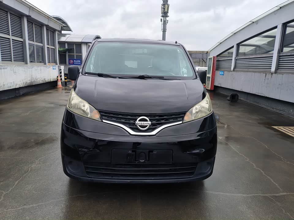 Nissan NV200 Nissan NV200