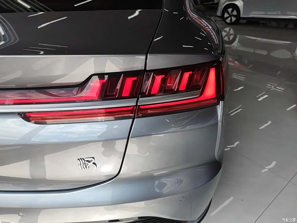 BYD Han, 2023 8