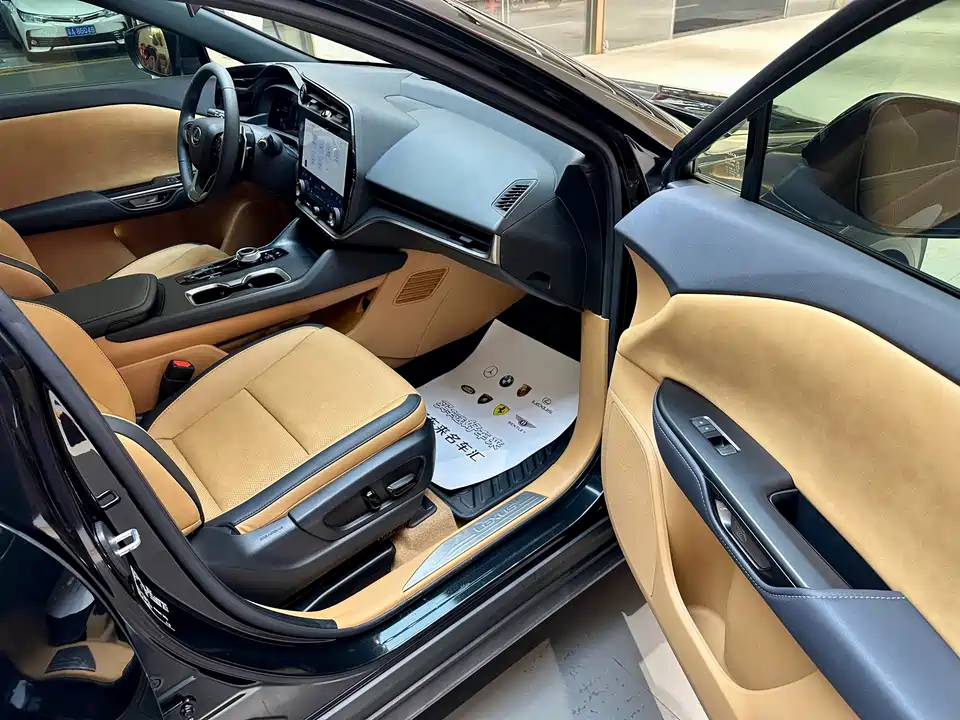 Lexus RZ Lexus RZ