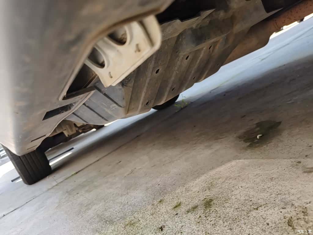 DongFeng AX7, 2018 22