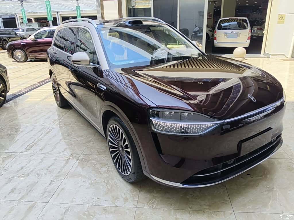 AITO M9, 2025 4