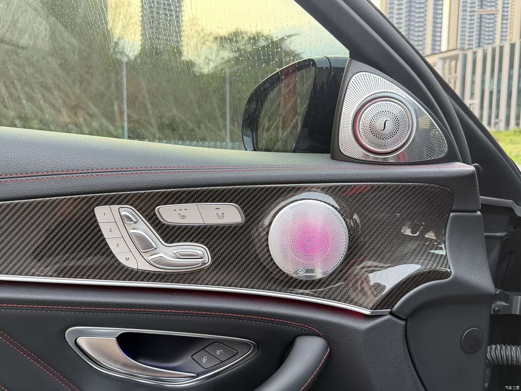 Mercedes-Benz E-Class, 2019 12