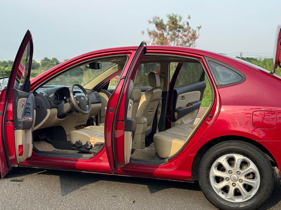 Hyundai Yuedong