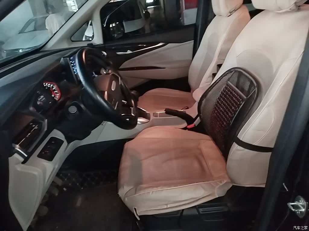 Maxus G50, 2022 7