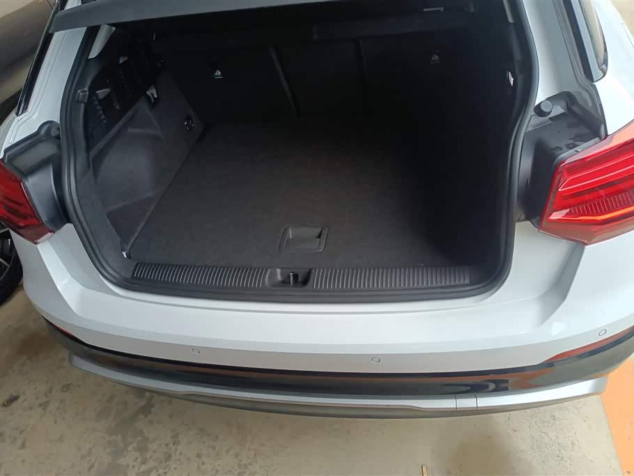 Audi Q2L Audi Q2L