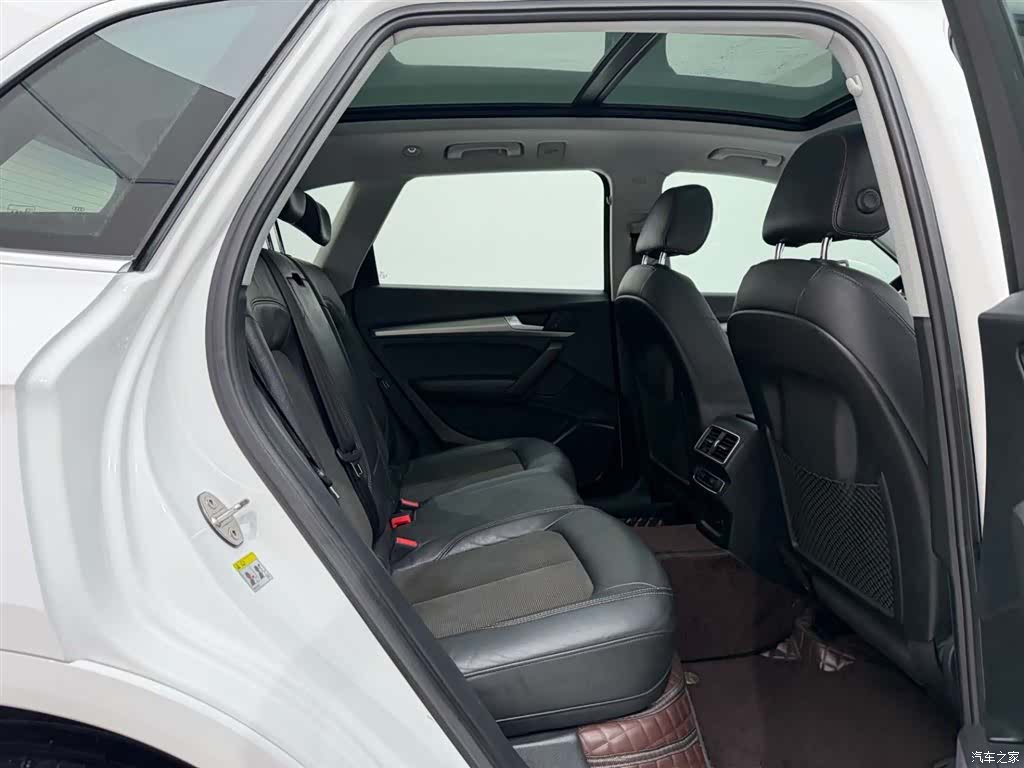 Audi Q5L, 2019 20