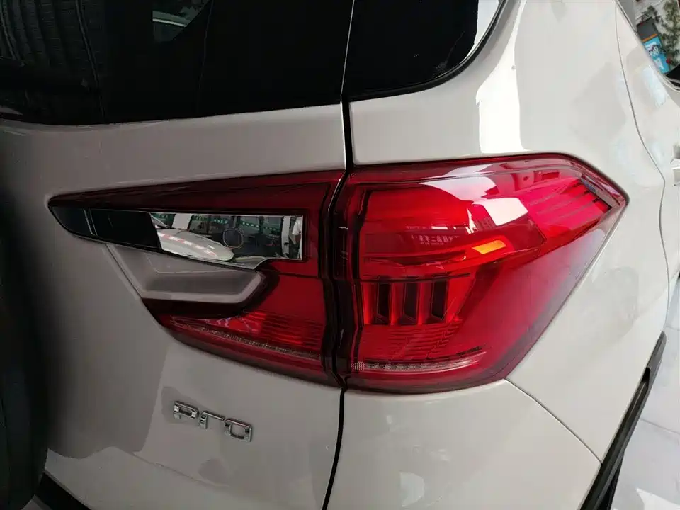 BYD Yuan Pro BYD Yuan Pro
