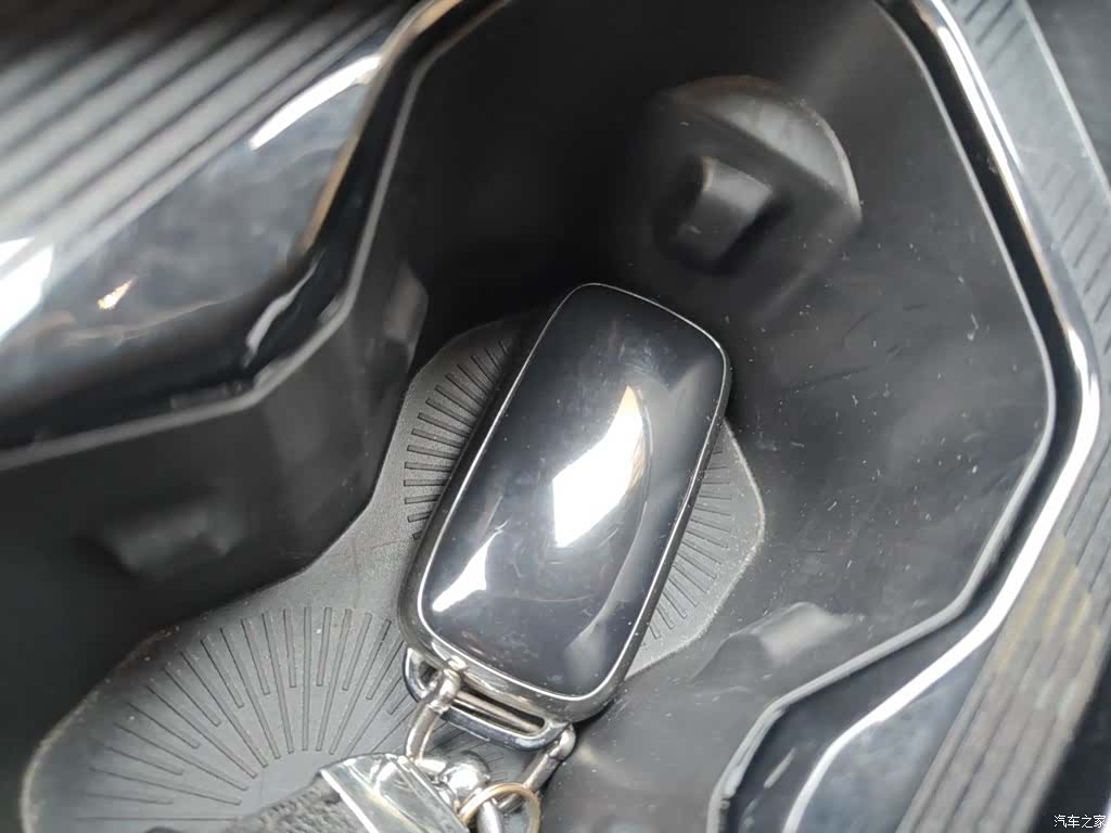 Geely Galaxy E5, 2025 9