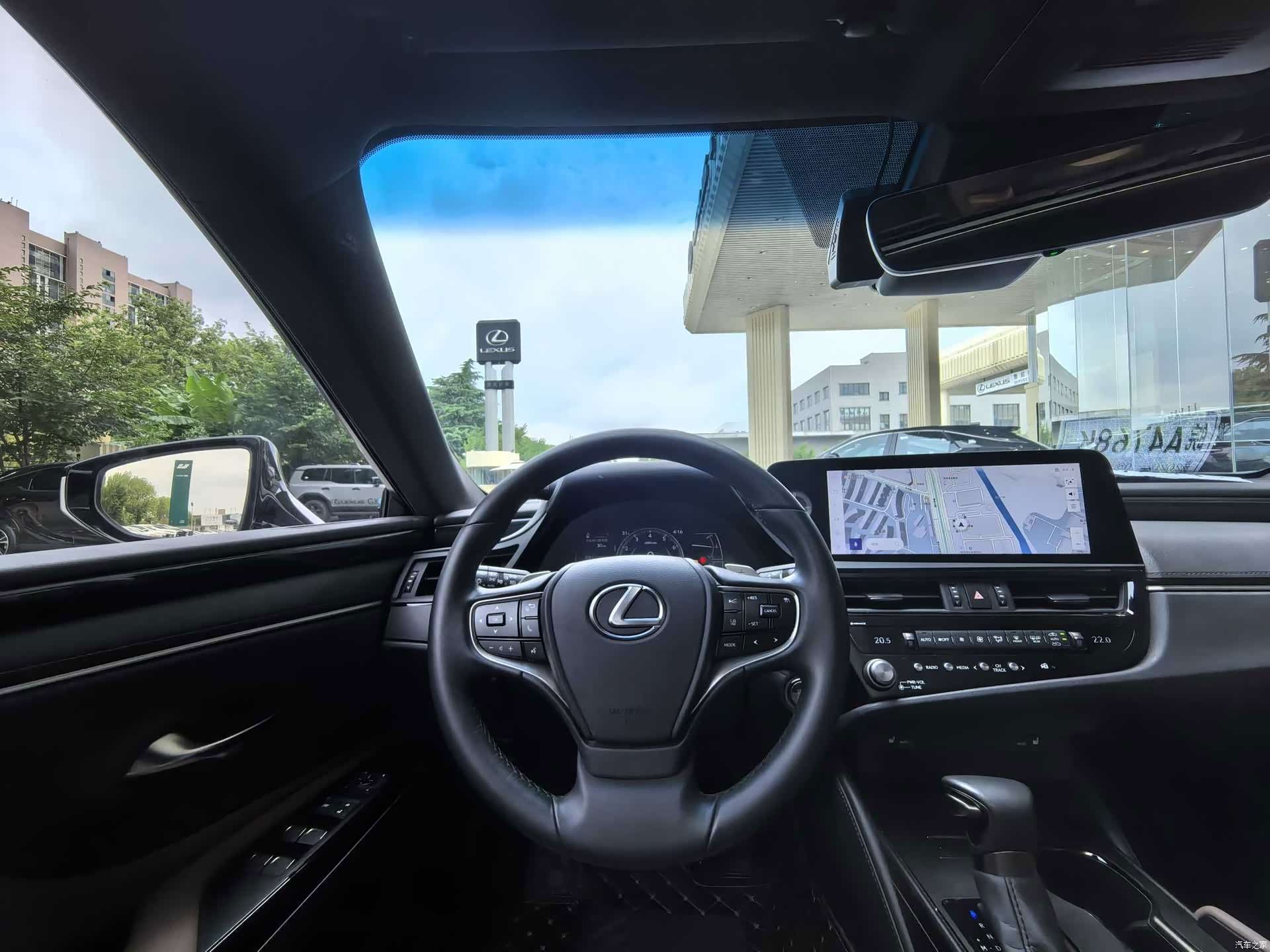 Lexus ES, 2024 13