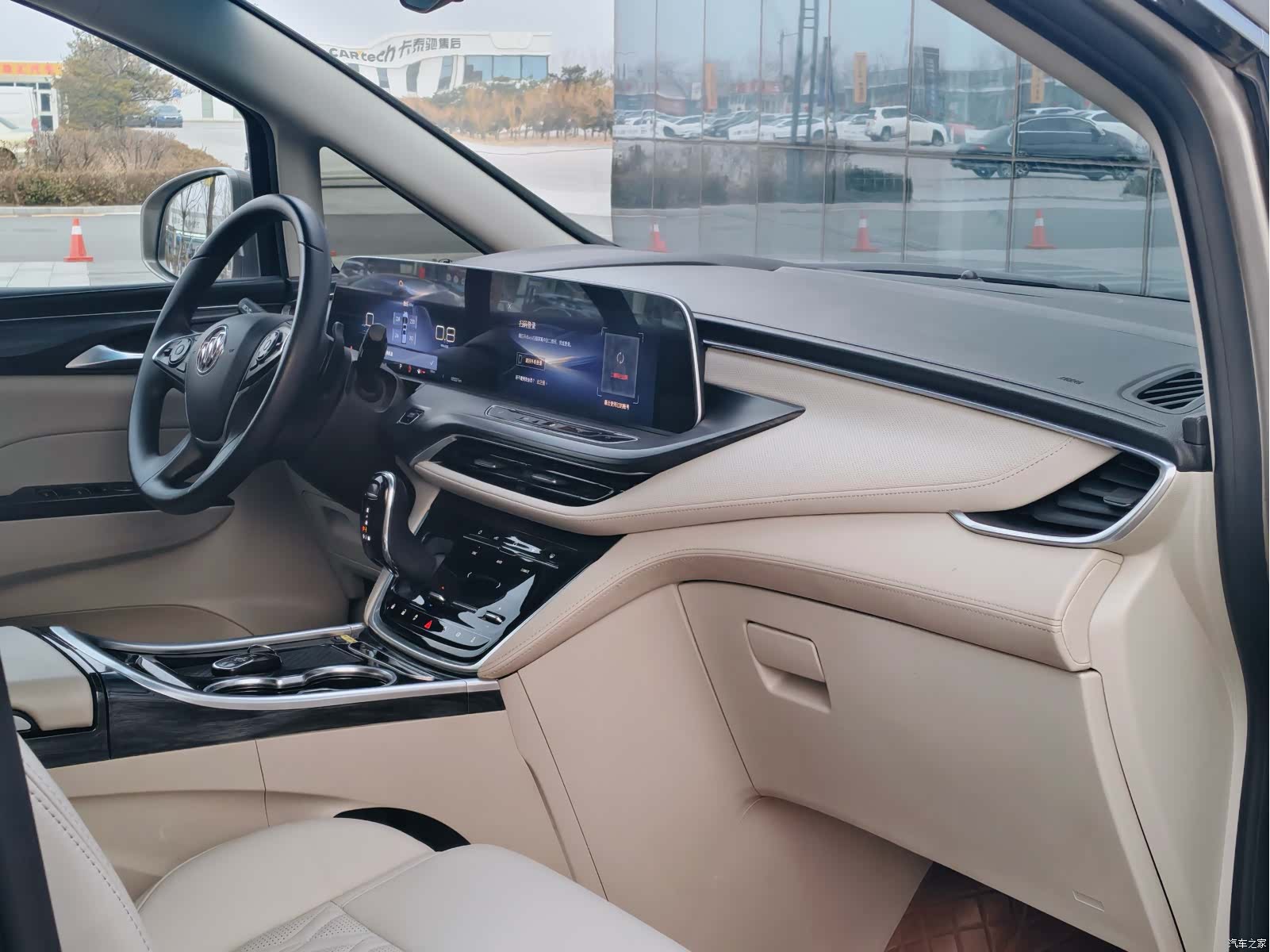 Buick GL8, 2023 9
