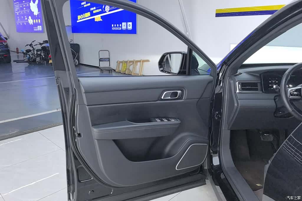 Li Auto ONE, 2022 7
