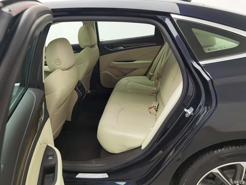 Buick LaCrosse, 2019 15