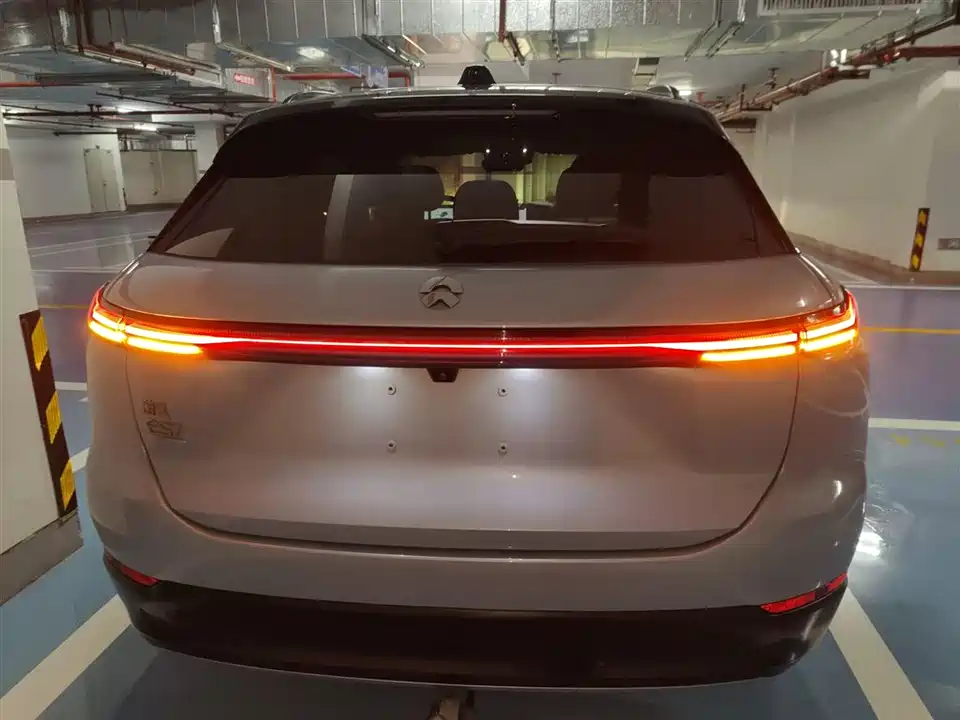 NIO ES7