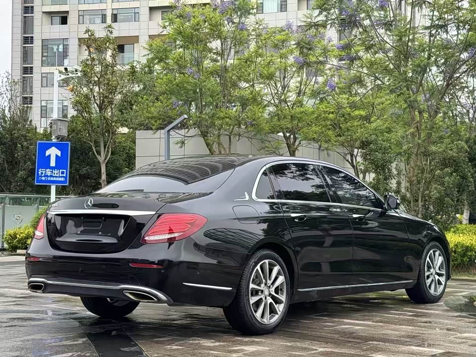Mercedes-Benz E-class Mercedes-Benz E-class