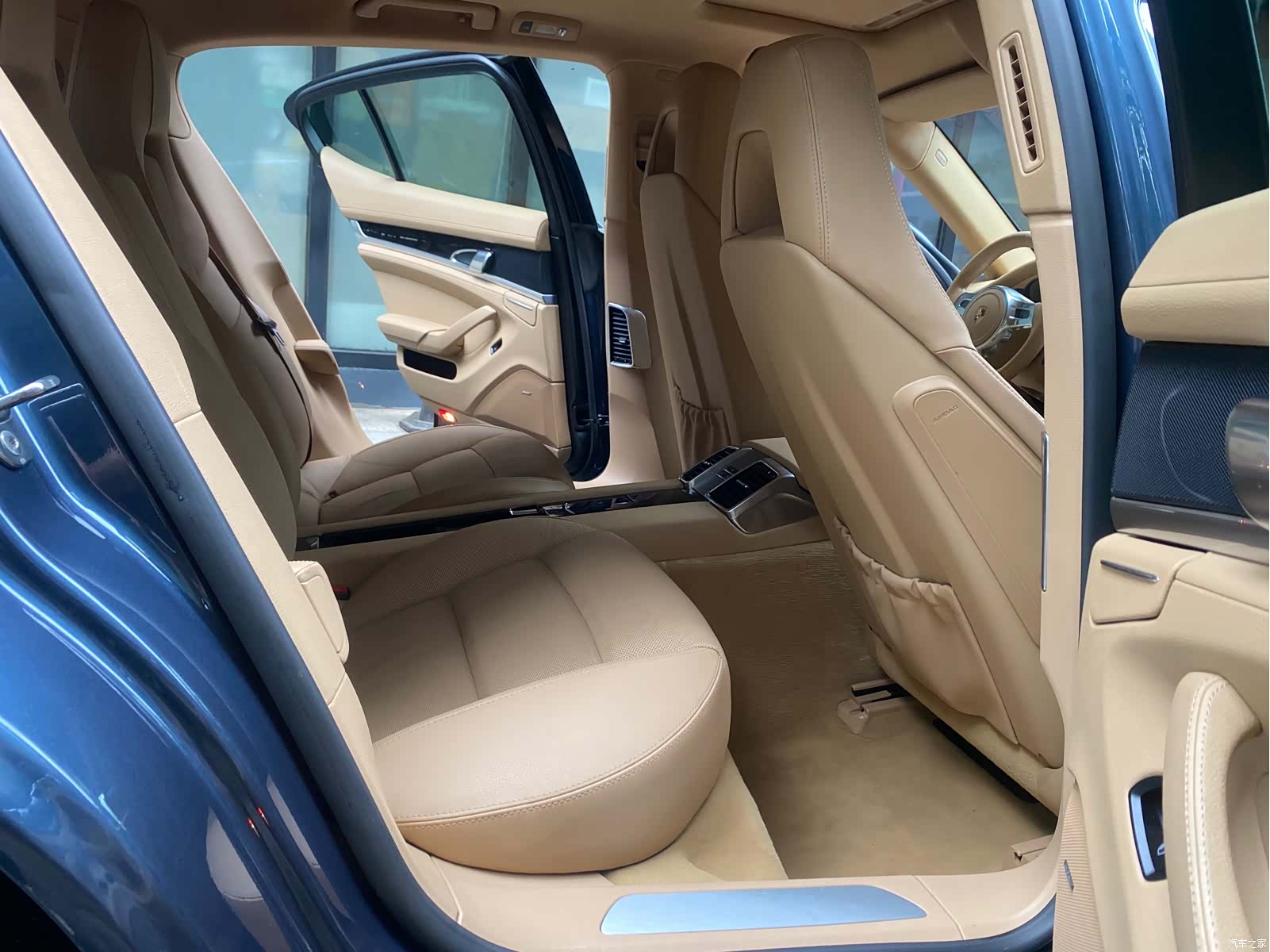 Porsche Panamera, 2011 14